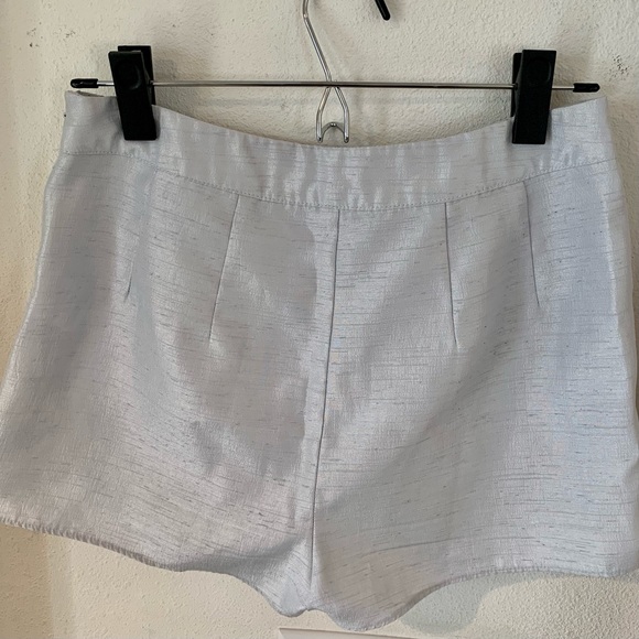 Urban Outfitters mini skort. Dress it up or down. - Picture 2 of 11